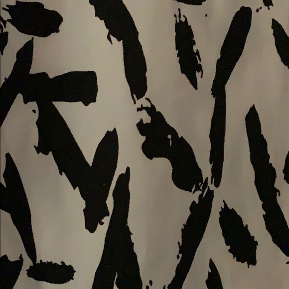 Pattern Shift Dress - Picture 3 of 3